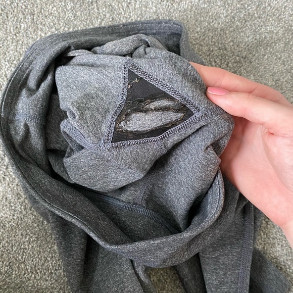 SOLD ON FB Lululemon leggings - Picture 5 of 5